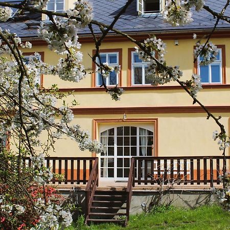 Penzion Pod Kalvarii Hotel Ustek Exterior photo